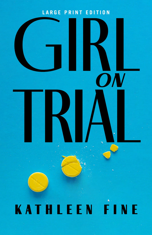 Girl on Trial (Large Print Edition)